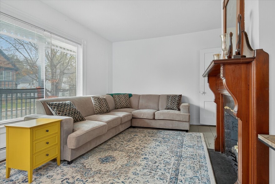 More Photos Of 61 Pleasant St, Ludlow Apartments For Sale