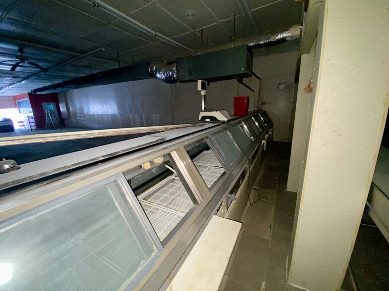 More Photos Of 202 Pine st, Pink Hill Flex For Sale