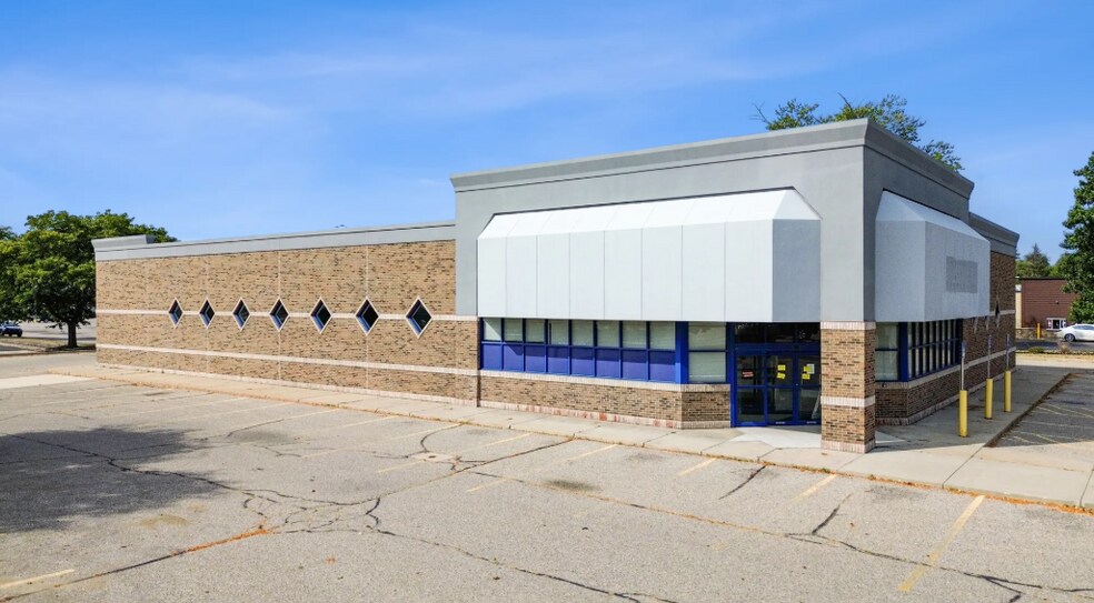 More Photos Of 51037 Van Dyke Ave, Shelby Township Drugstore For Sale