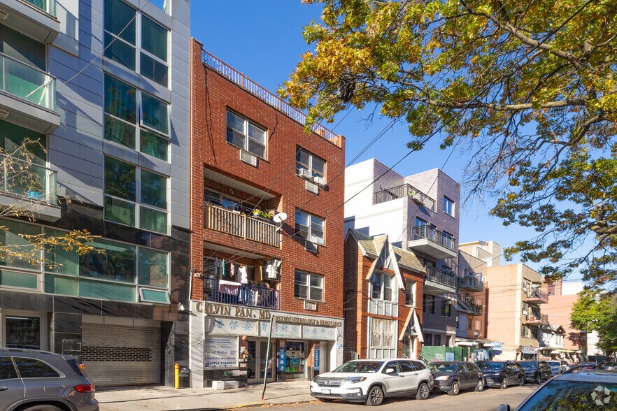 More Photos Of 132 41st Ave, Flushing Apartments For Sale