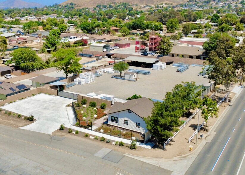 More Photos Of 791 6th St, Norco Specialty For Sale