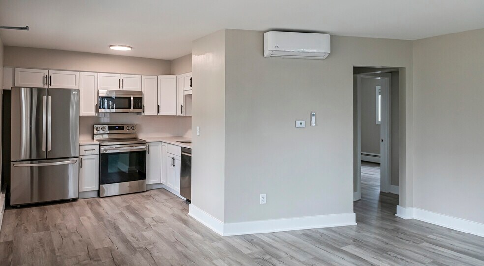 More Photos Of 320 Koch Ave, Ann Arbor Apartments For Sale