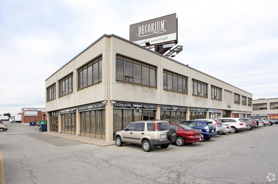 More Photos Of 4610 Dufferin St, Toronto Showroom For Lease