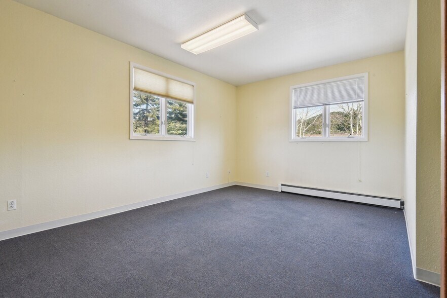 More Photos Of 19336 Goddard Ranch Ct, Morrison Light Manufacturing For Lease