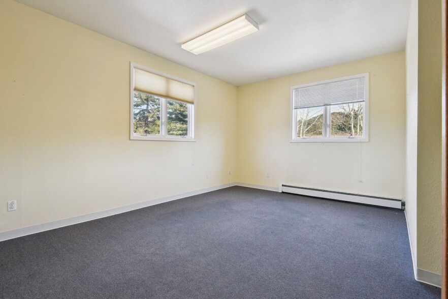 More Photos Of 19336 Goddard Ranch Ct, Morrison Light Manufacturing For Lease