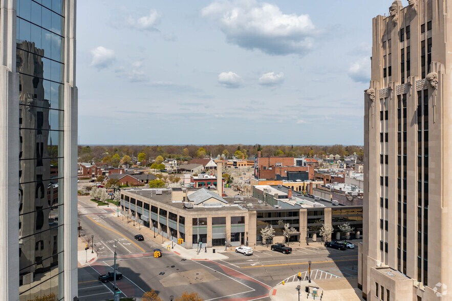More Photos Of 1 N Main St, Mount Clemens Storefront Retail Office For Sale