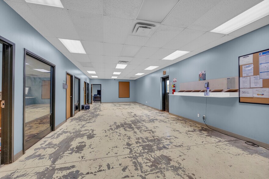 More Photos Of 252 Komplex Dr, Carnesville Warehouse For Sale