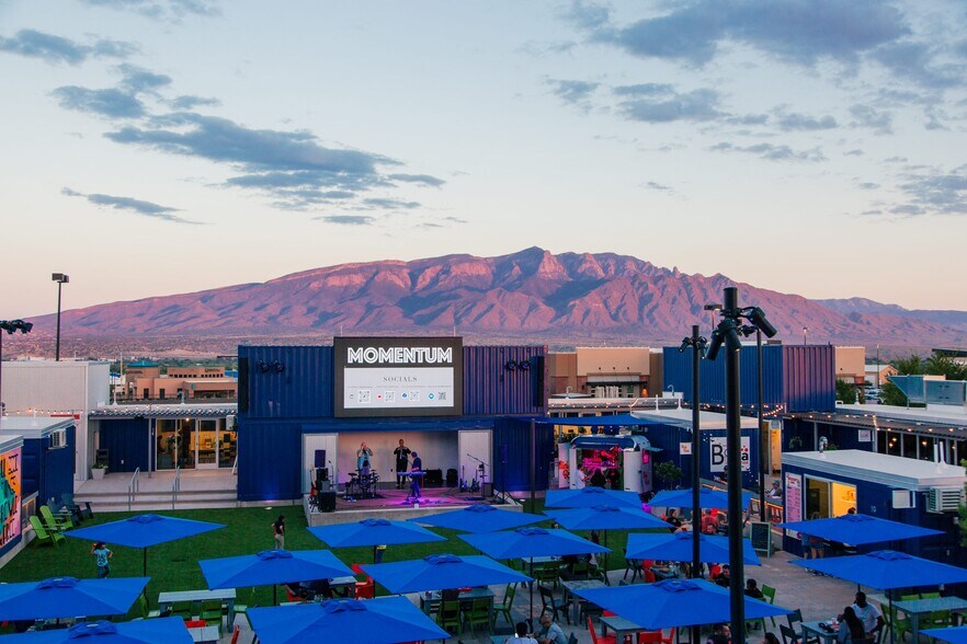 Primary Photo Of SEC Lincoln Avenue & Enchanted Hills Blvd, Rio Rancho Restaurant For Lease