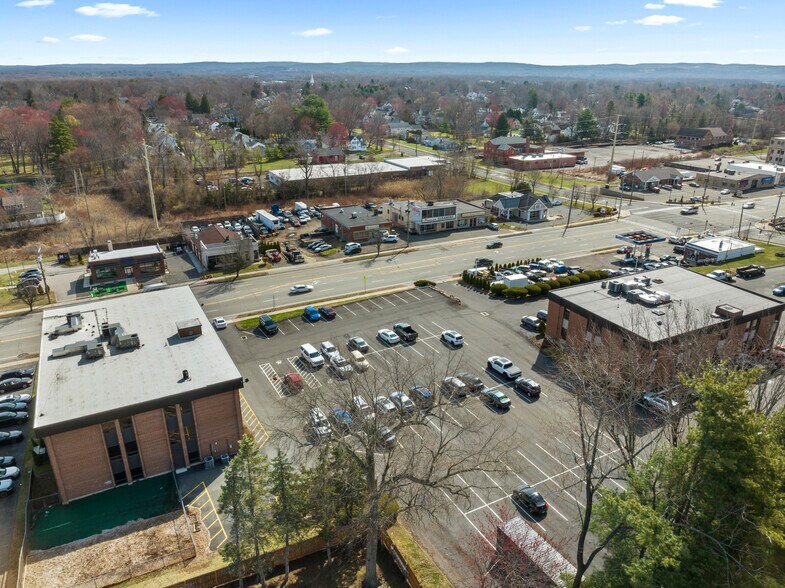 More Photos Of 449 Silas Deane Hwy, Wethersfield Medical For Lease