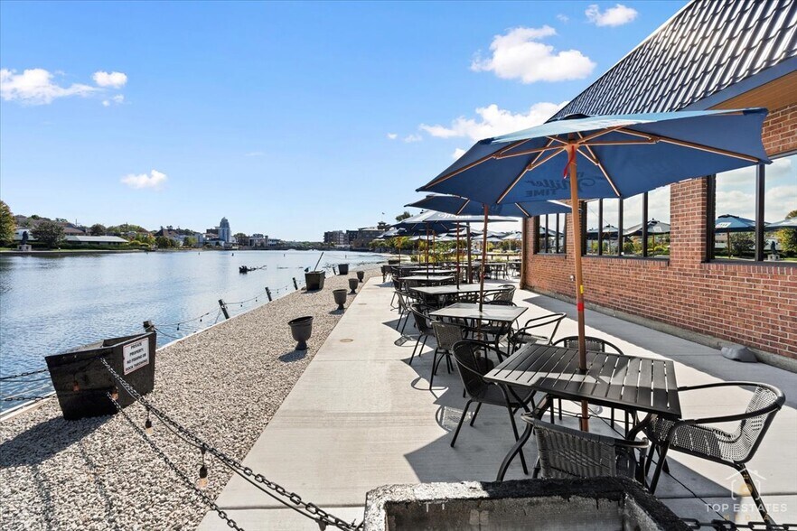 More Photos Of 320 N 2nd St, St Charles Restaurant For Sale