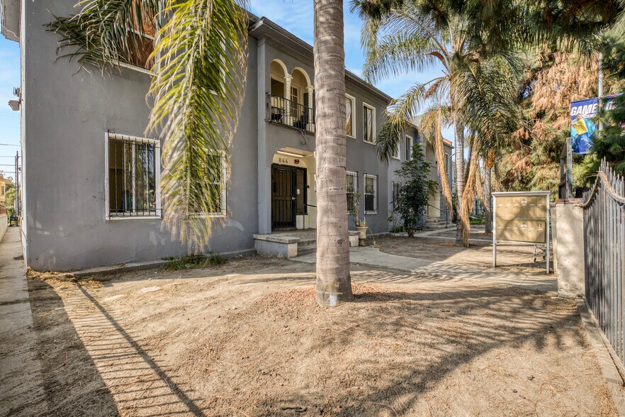 Primary Photo Of 844 W Martin Luther King Jr Blvd, Los Angeles Apartments For Sale