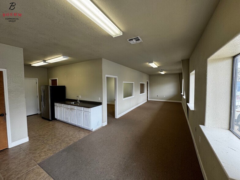 More Photos Of 103 Ranger Dr, Boerne Warehouse For Lease