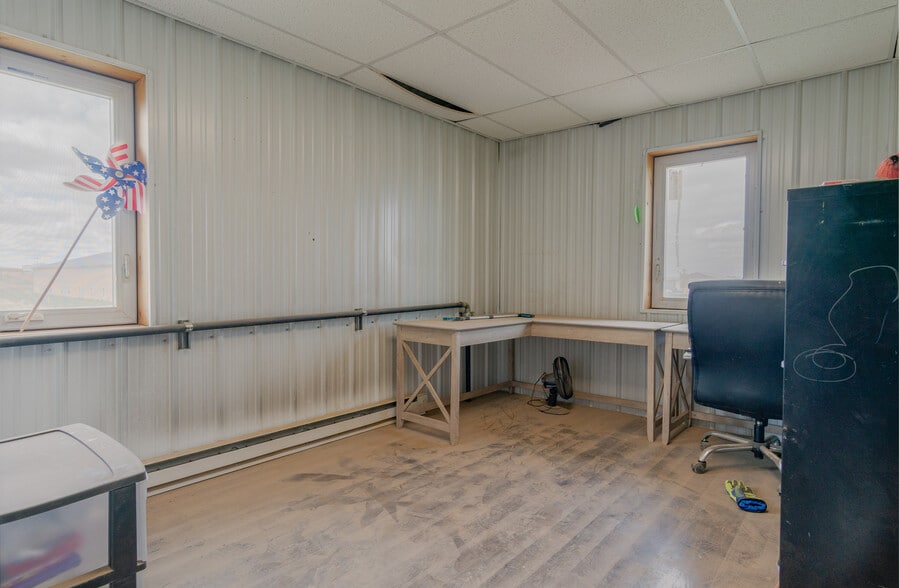 More Photos Of 10911 27J St SW, Dickinson Warehouse For Sale