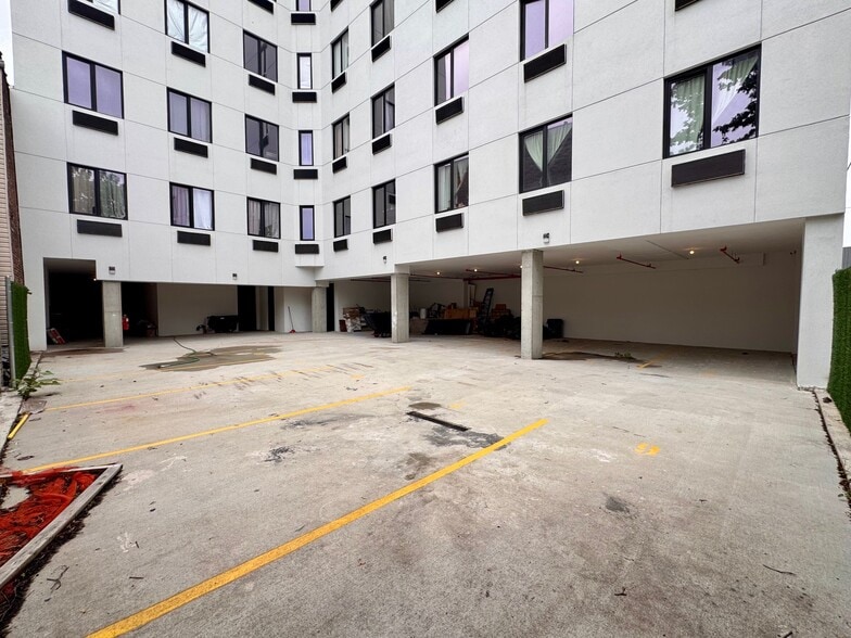 More Photos Of 713 Snediker Ave, Brooklyn Multifamily For Sale