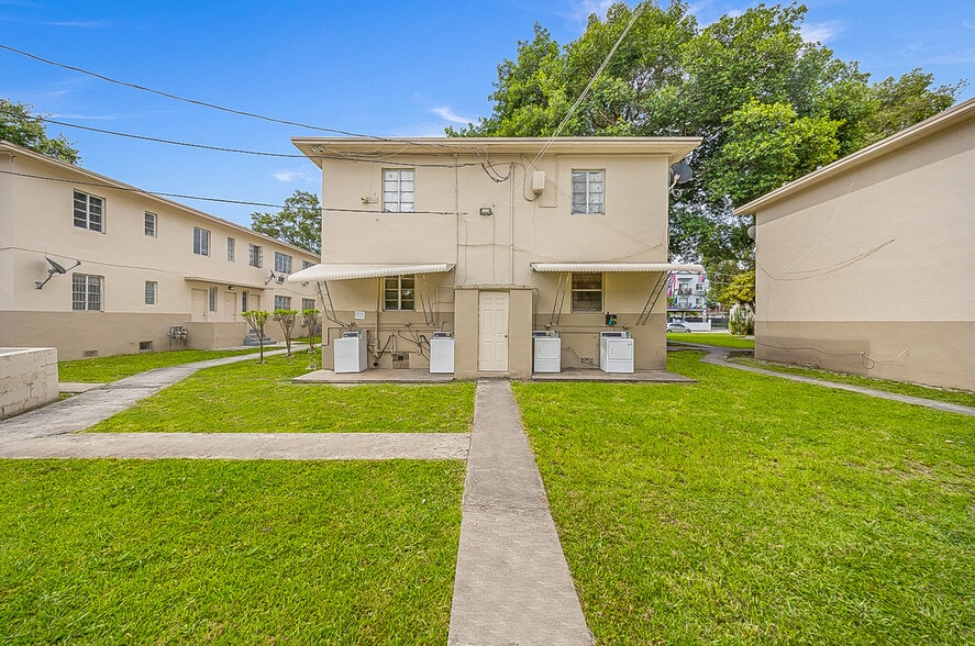 More Photos Of 931 SW 3rd St, Miami Apartments For Sale