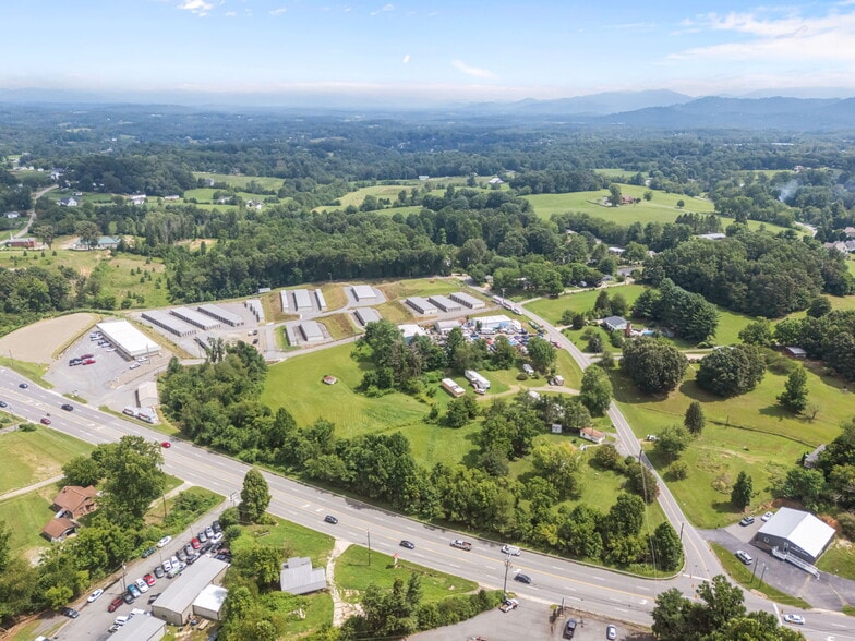 More Photos Of 223 Odonald Rd, Asheville Trailer Camper Park For Sale