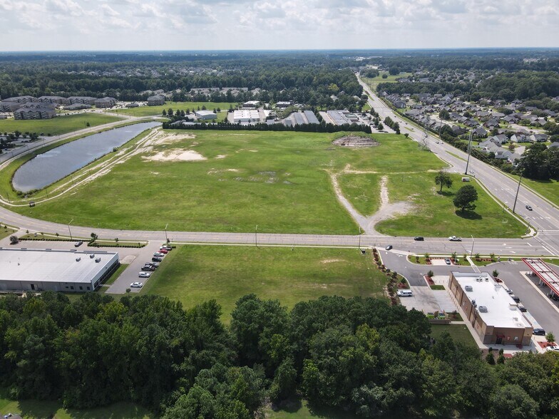 More Photos Of 820 E Fire Tower Rd, Winterville Land For Lease