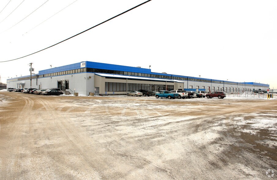Primary Photo Of 1700 Wynne Ave, Saint Paul Manufacturing For Lease