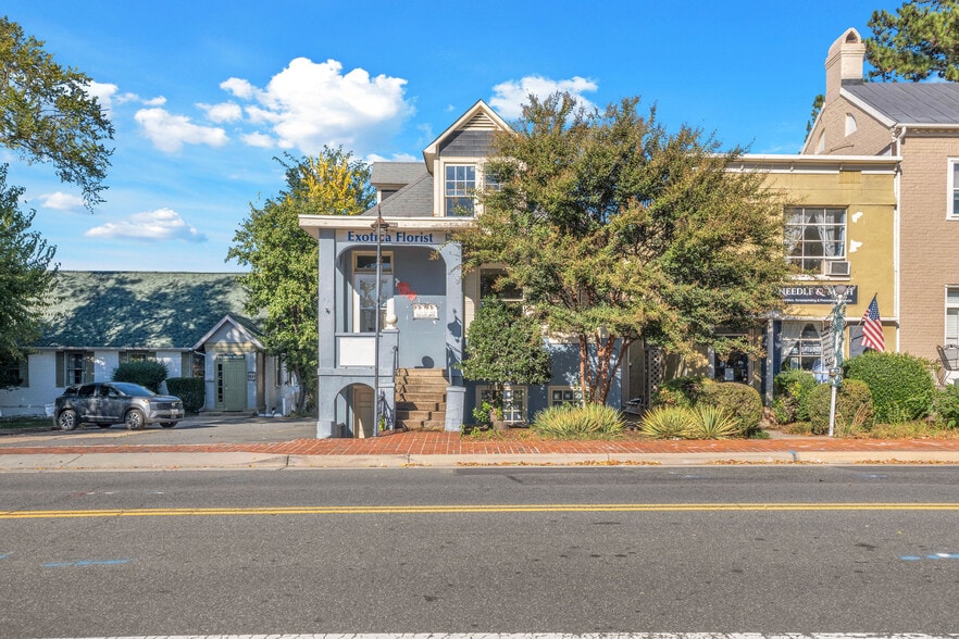 More Photos Of , Fairfax Unknown For Sale