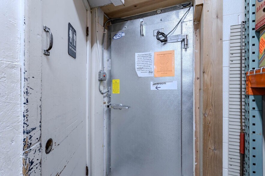 More Photos Of 234 Cedar St, Tigerton Supermarket For Sale