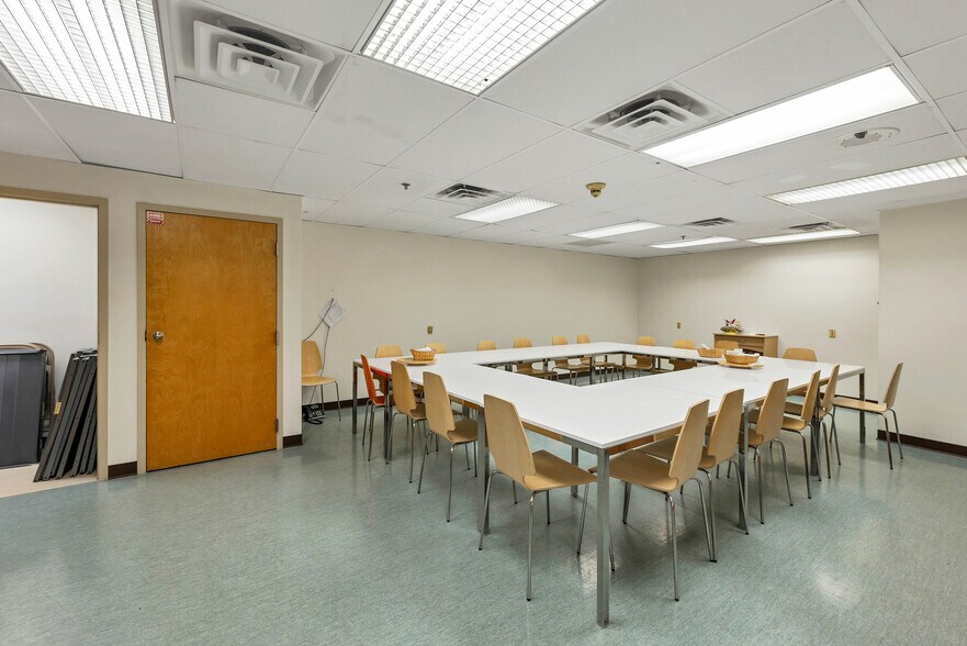 More Photos Of 48 Powers St, Milford Warehouse For Sale