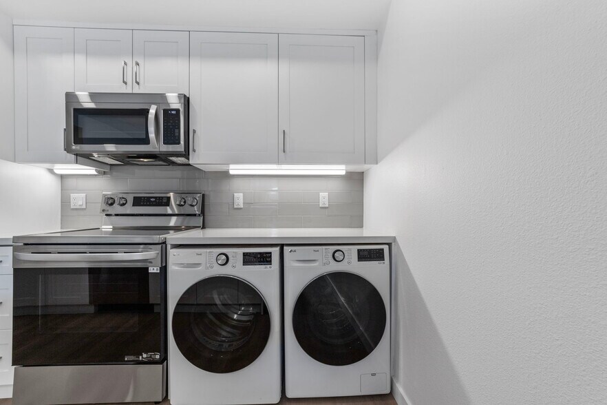 More Photos Of 4015 Richmond St, San Diego Apartments For Sale