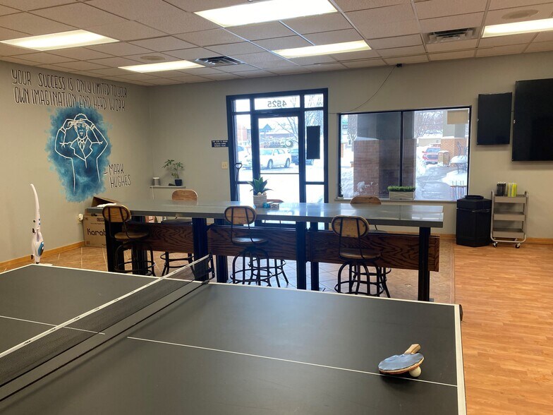 More Photos Of 4515-4531 E 26th St, Sioux Falls Storefront For Lease