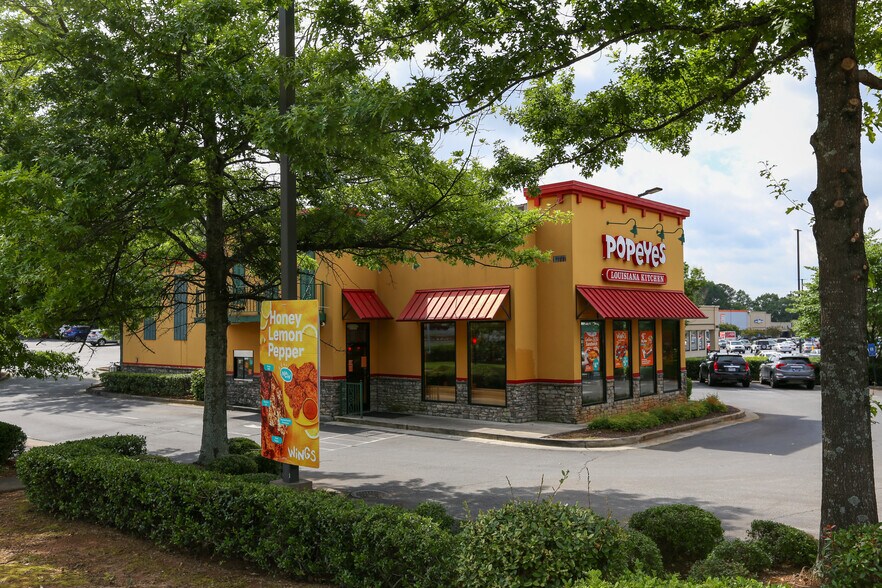 More Photos Of 10779 Alpharetta Hwy, Roswell Unknown For Lease