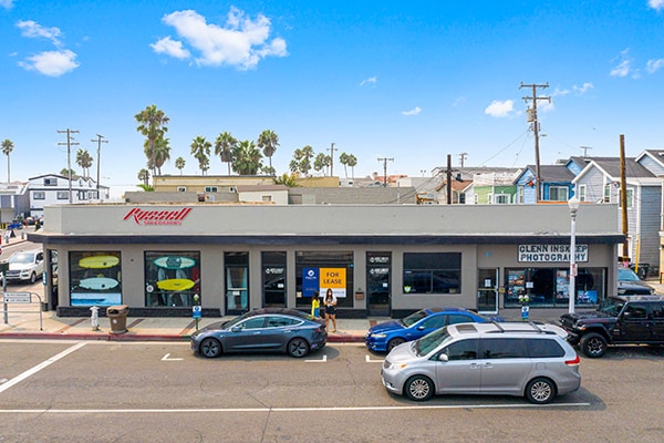 More Photos Of 2301-2307 W Balboa Blvd, Newport Beach Storefront For Sale