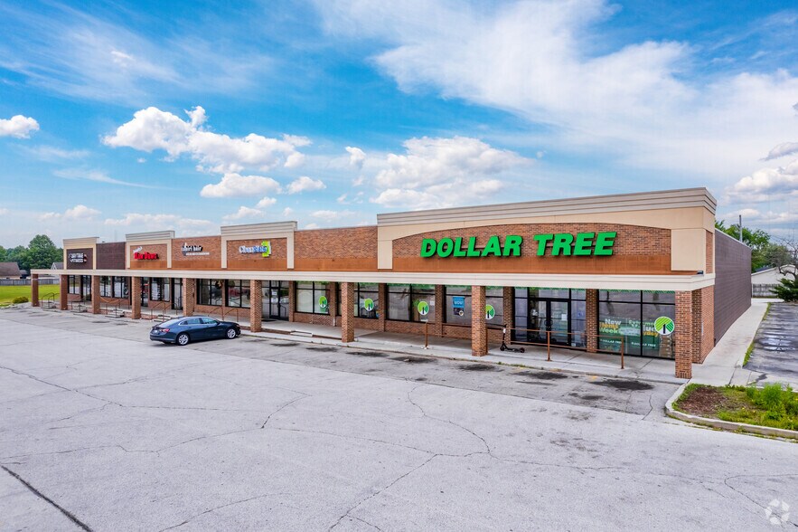 More Photos Of 2701-2711 S Business Dr, Sheboygan Freestanding For Sale