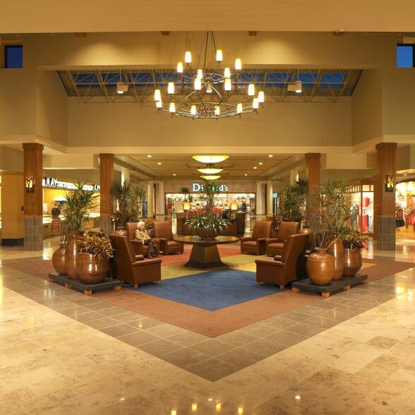 1000 West Oaks Mall, Houston, TX 77082 For Lease