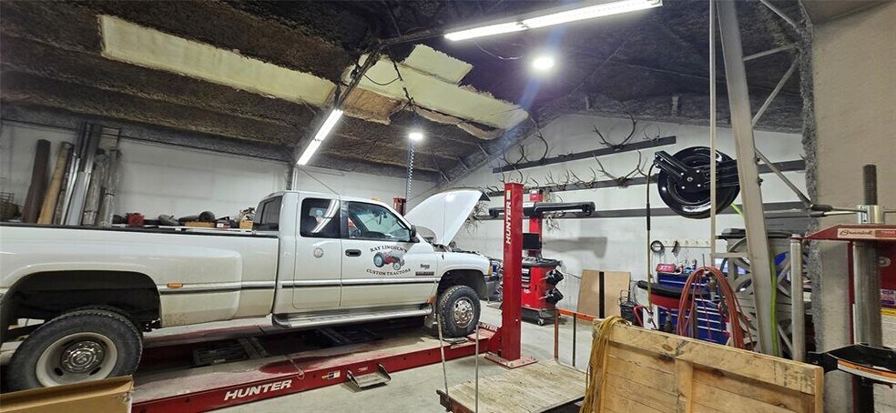 More Photos Of 3005 Prospect Ave, Helena Industrial For Sale