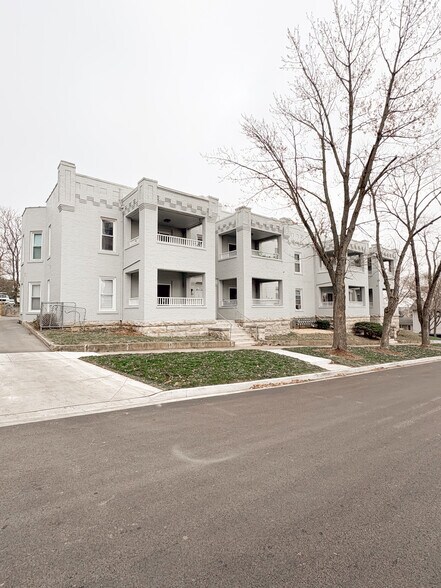 More Photos Of 303 Stone St, Joliet Multifamily For Sale