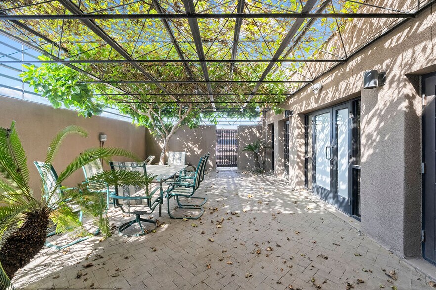 More Photos Of 3770 N 7th St, Phoenix Office For Lease