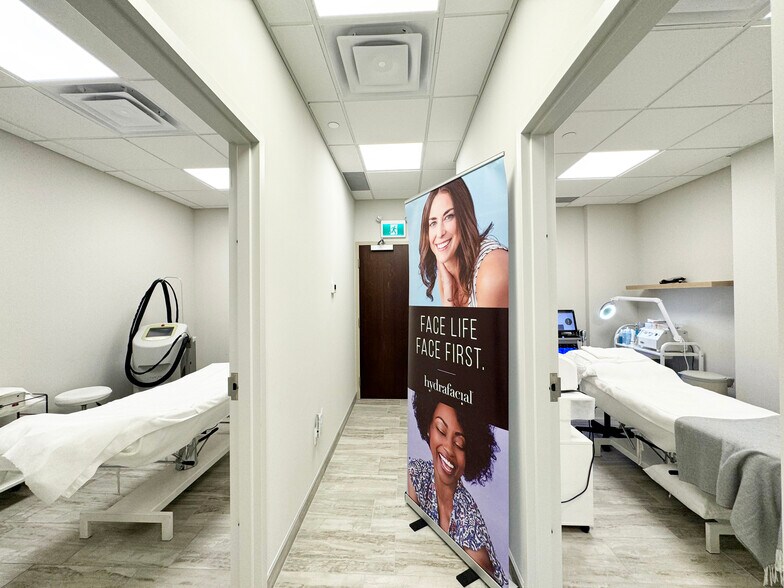 More Photos Of 200 Cachet Woods Crt, Markham Office For Sale