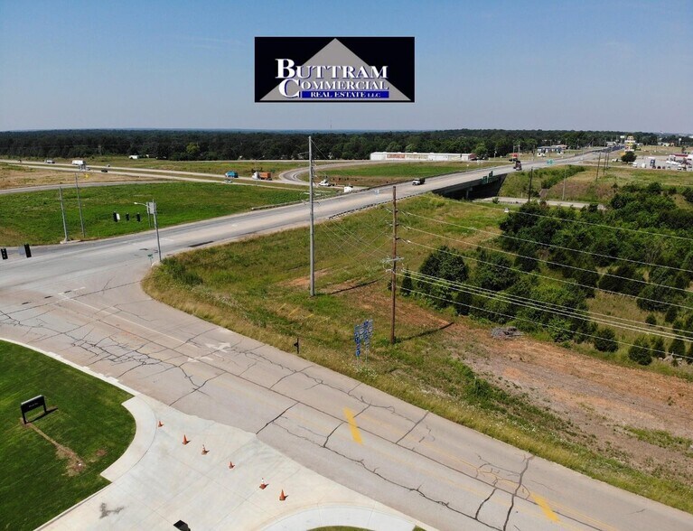 More Photos Of NEC 32nd & I-49, Joplin Land For Sale