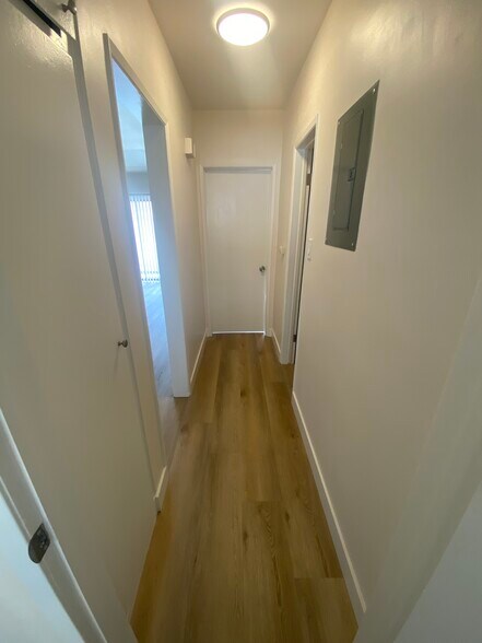 More Photos Of 3617 W 60th, Los Angeles Apartments For Sale