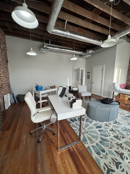 More Photos Of 109-111 N State St, Jackson Loft Creative Space For Sale