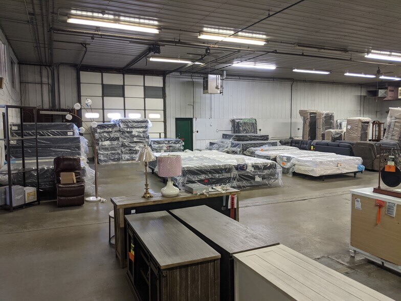 More Photos Of 1111 W Chicago Blvd, Tecumseh Storefront Retail Office For Sale