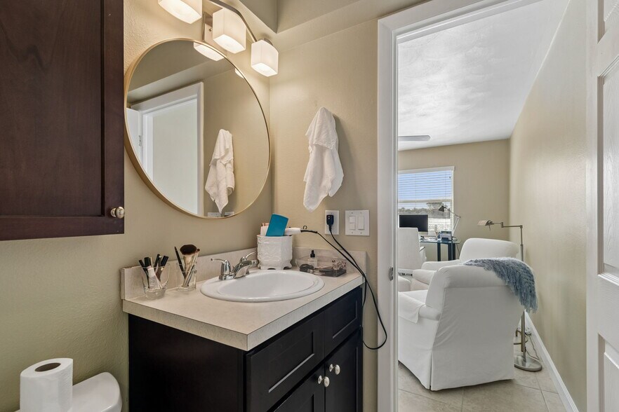 More Photos Of 2307 Bay Blvd, Indian Rocks Beach Apartments For Sale