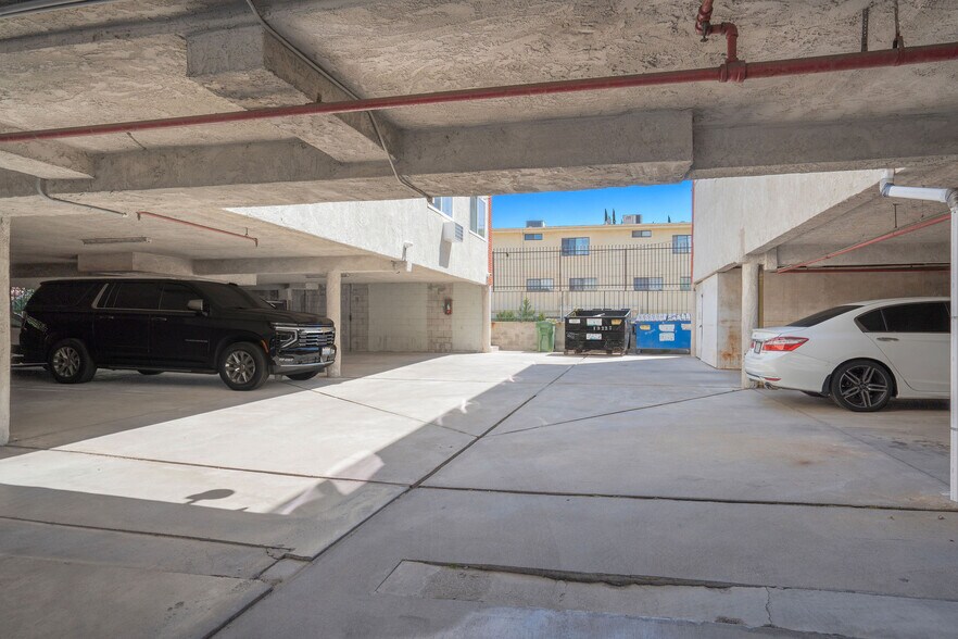 More Photos Of 13227 Vanowen St, North Hollywood Apartments For Sale