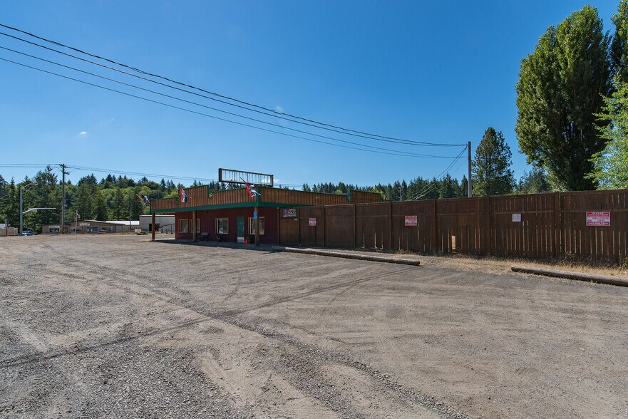 More Photos Of 15610 Olson Dr Kp N, Lakebay Bar For Sale