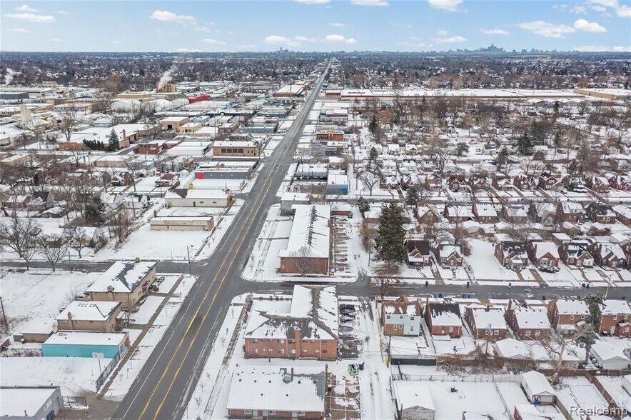 More Photos Of 14801 Joy Rd, Detroit Apartments For Sale