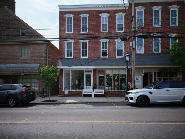 Primary Photo Of 32 S State St, Newtown Storefront Retail Office For Lease