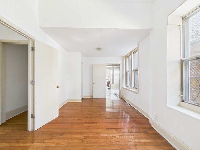 More Photos Of 4712-4714 Woodland Ave, Philadelphia Apartments For Sale