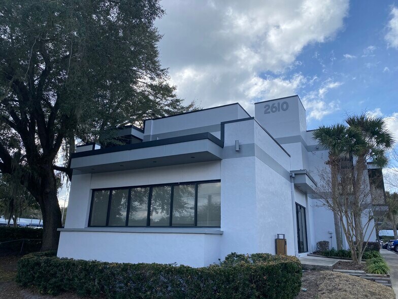 More Photos Of 2610 NW 43rd St, Gainesville Office For Lease
