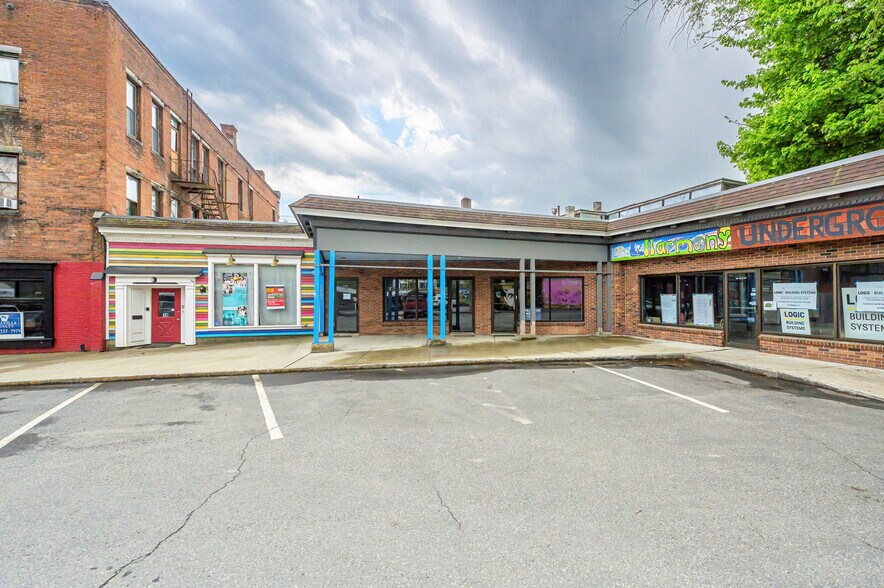 More Photos Of 69 Elliot St, Brattleboro Storefront Retail Residential For Sale