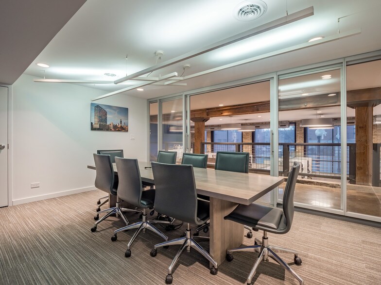 More Photos Of 1755 N Damen Ave, Chicago Office Residential For Lease