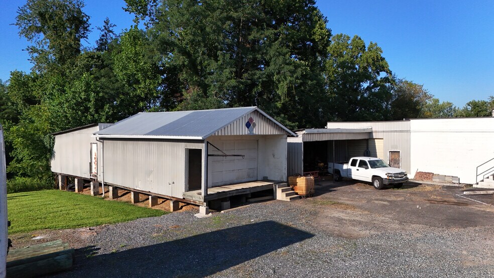 More Photos Of 1314 Old Highway 601, Mount Airy Office For Sale