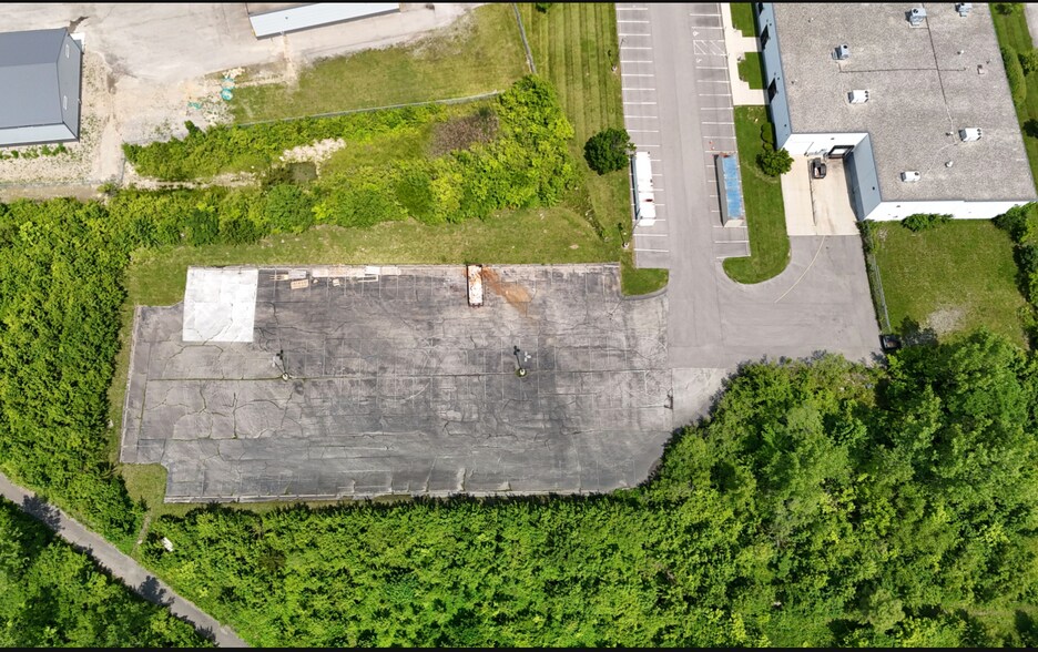 More Photos Of 6270 Este Ave, Cincinnati Showroom For Sale